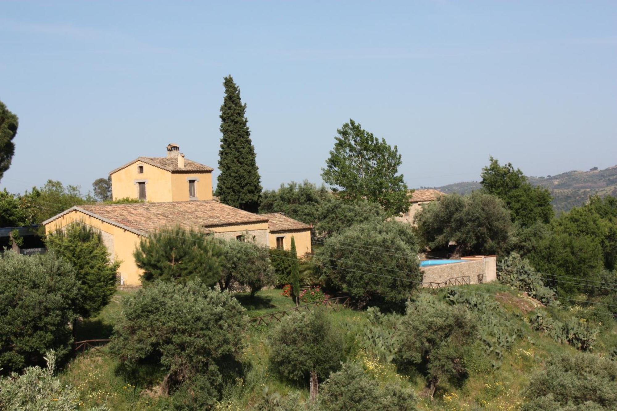 Azienda Agrituristica Biologica Il Querceto Santa Severina Exterior foto